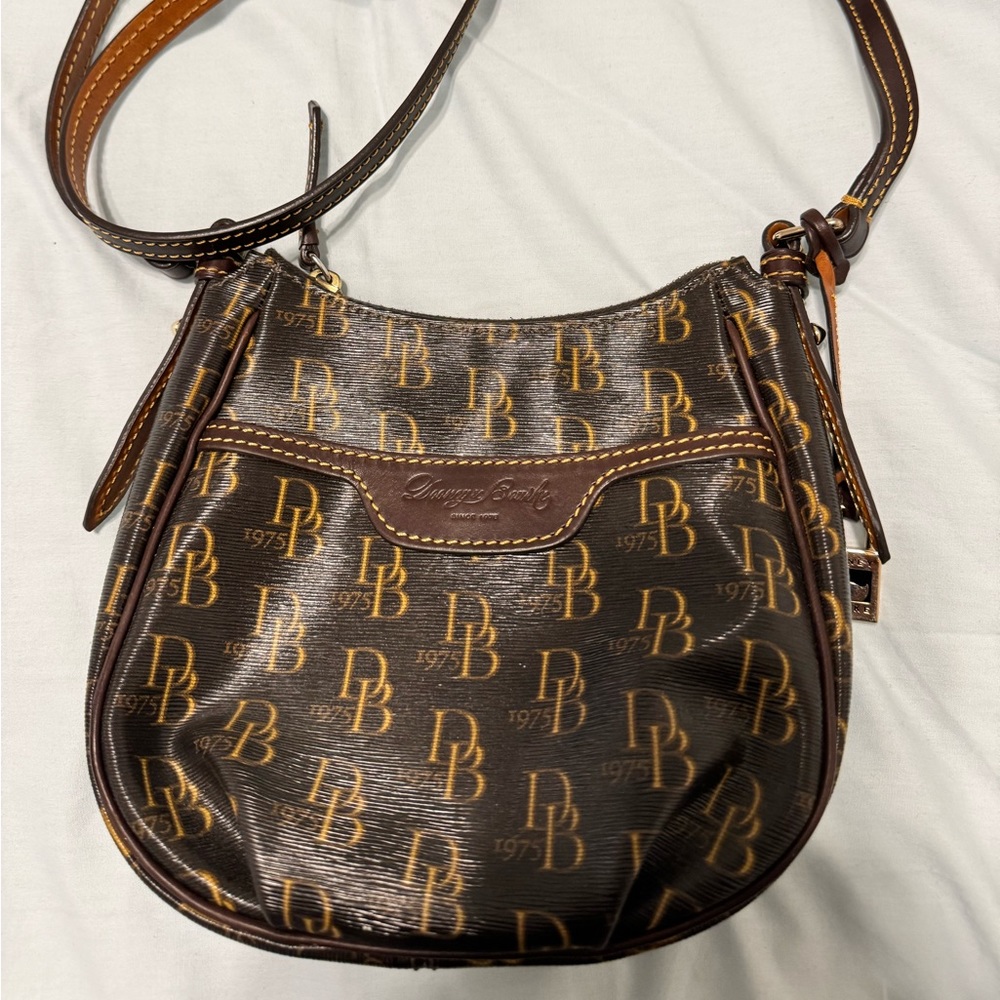 Dooney & Bourke